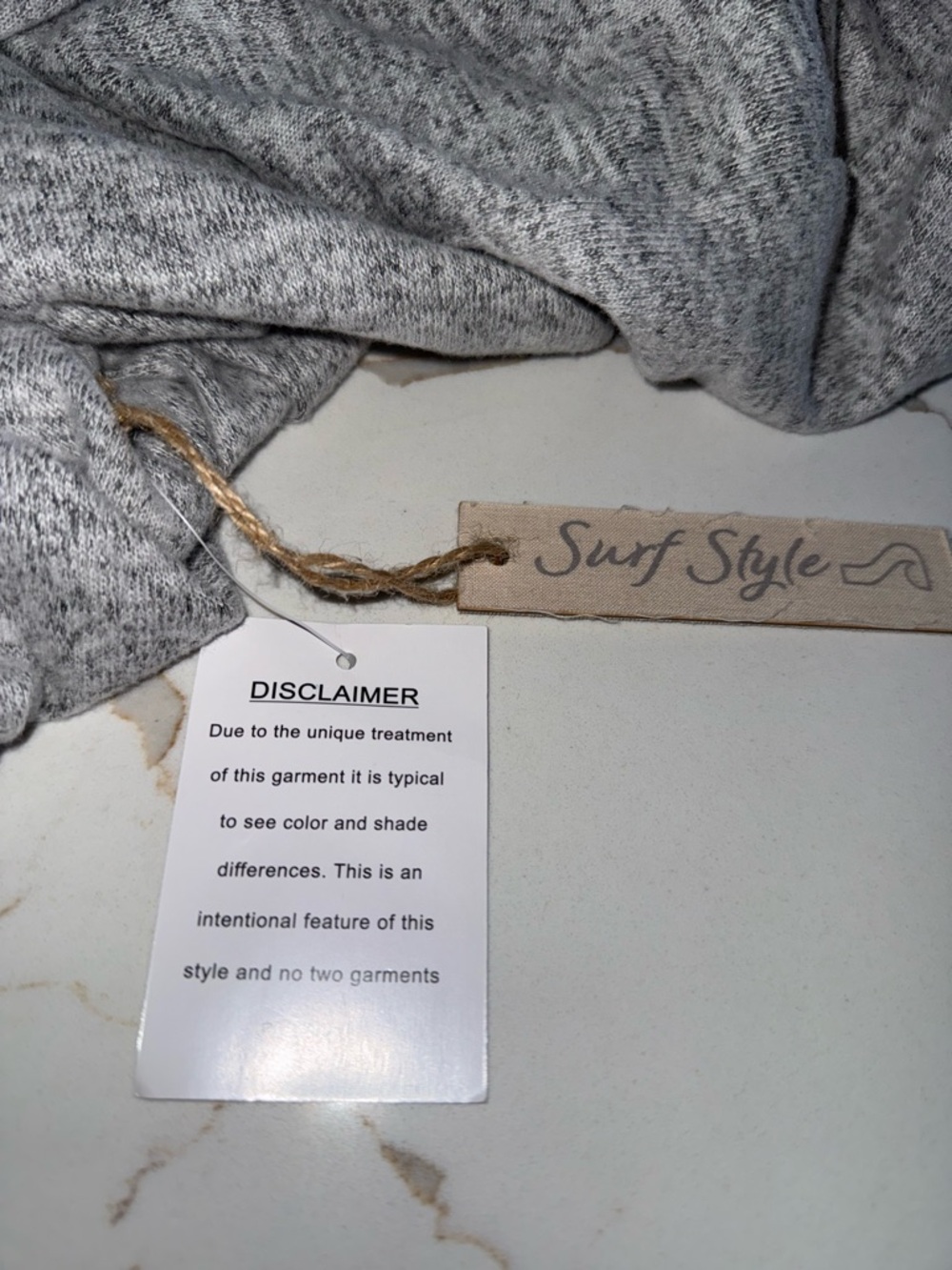 NWT!Ultra lightweight Surf Style zip up sweater - Picture 7 of 8